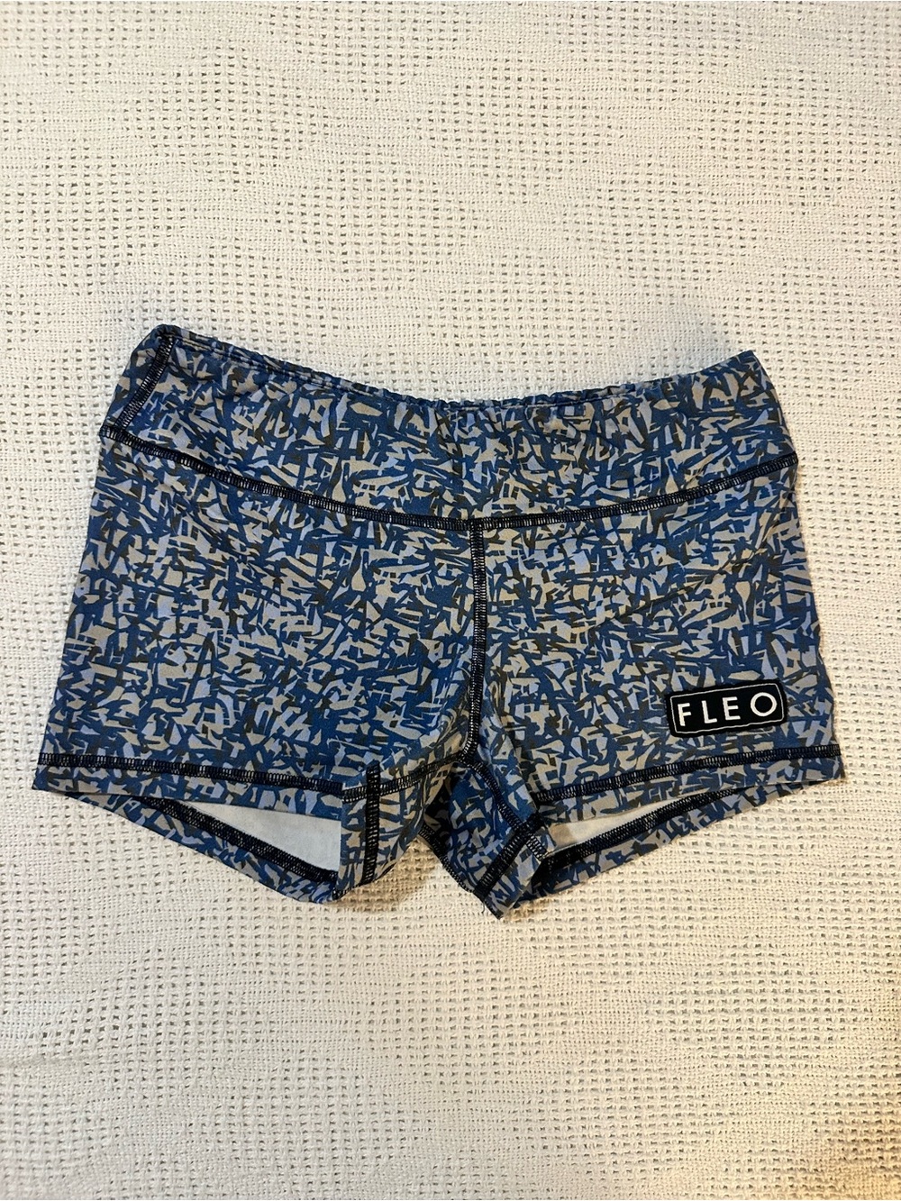Fleo Blue Abstract Print 3.25”